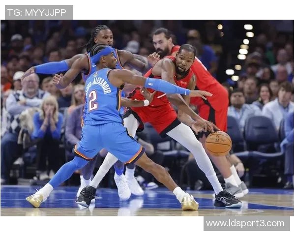 雷霆卫冕之路畅通无阻三分火力全开开拓者无奈退场