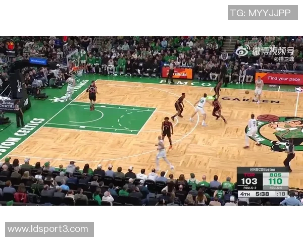 绿军主场对决76人首发阵容揭晓杰伦布朗领衔豪泽科塔普理查德同场竞技 绿军主场对决76人首发阵容揭晓杰伦布朗领衔豪泽科塔普理查德同场竞技