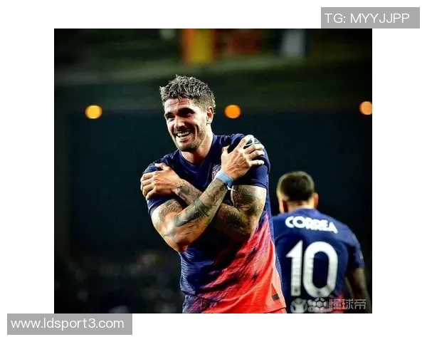 杰明全场表现亮眼13投6中斩获19分3板3助3断三分球命中率高达50