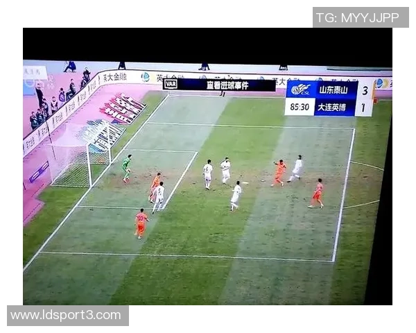 山东泰山热身赛遭遇失利以1比2不敌大连英博展现不足之处